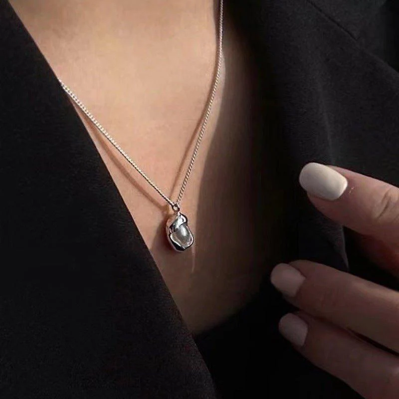 MAC136 High-end Pendant Pearl Necklace - Image 2