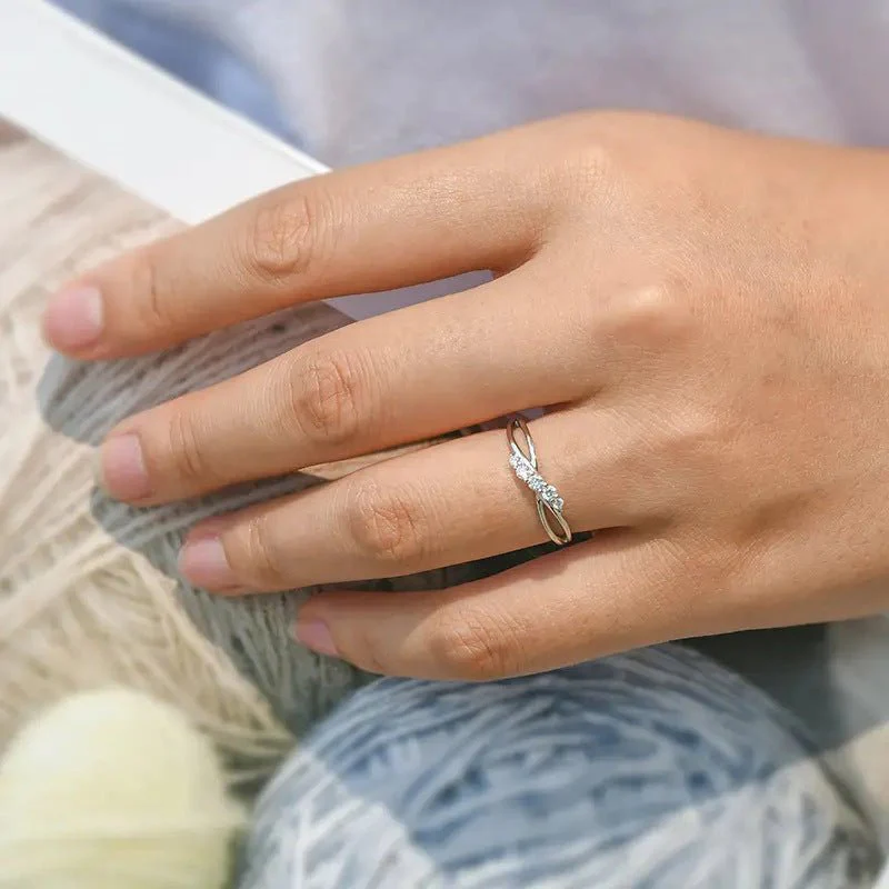 MAC162 Simple Micropaved Cross Hollow Ring - Image 2