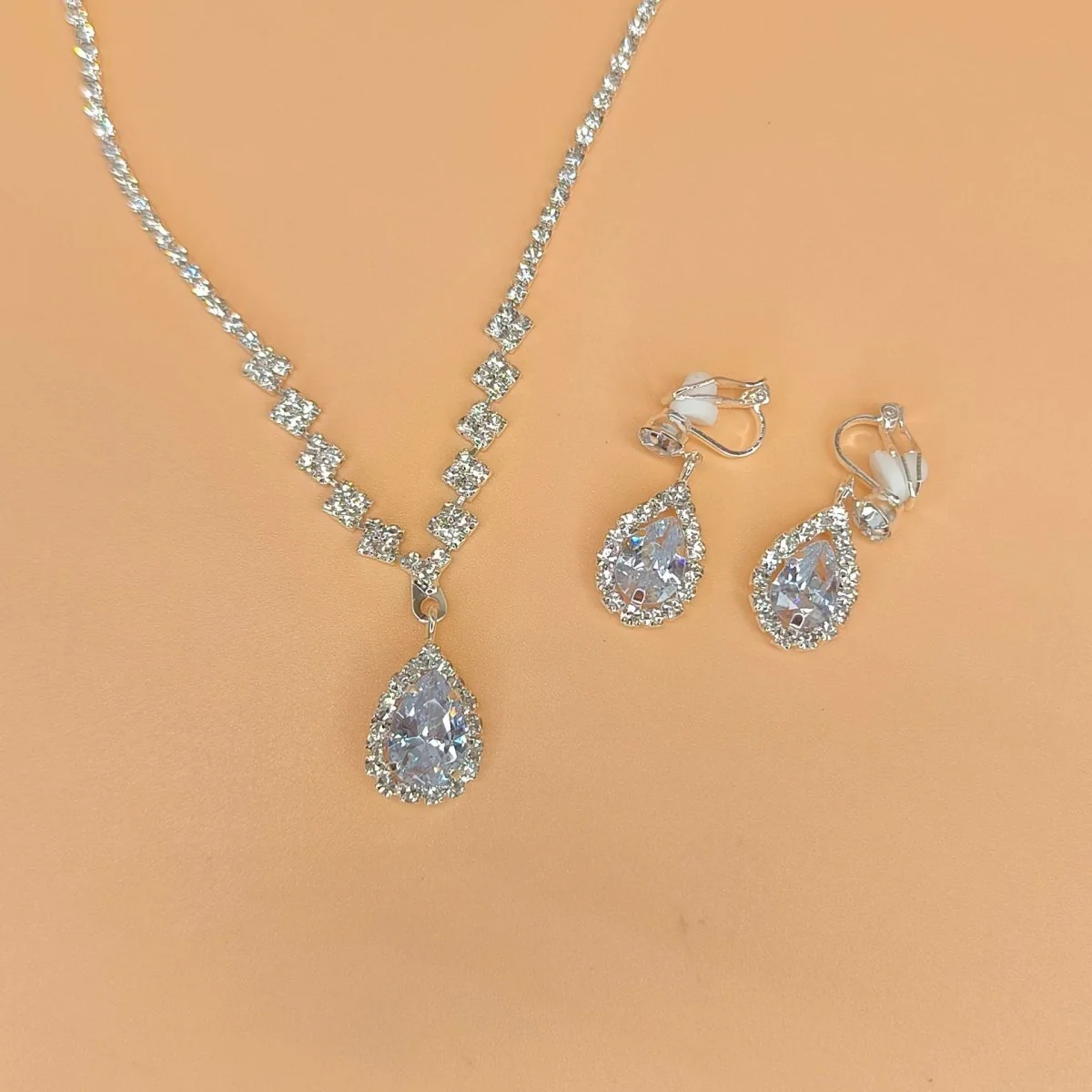 MAC181 Brilliant Full Diamond Zircon Drop Necklace And Earrings - Image 8