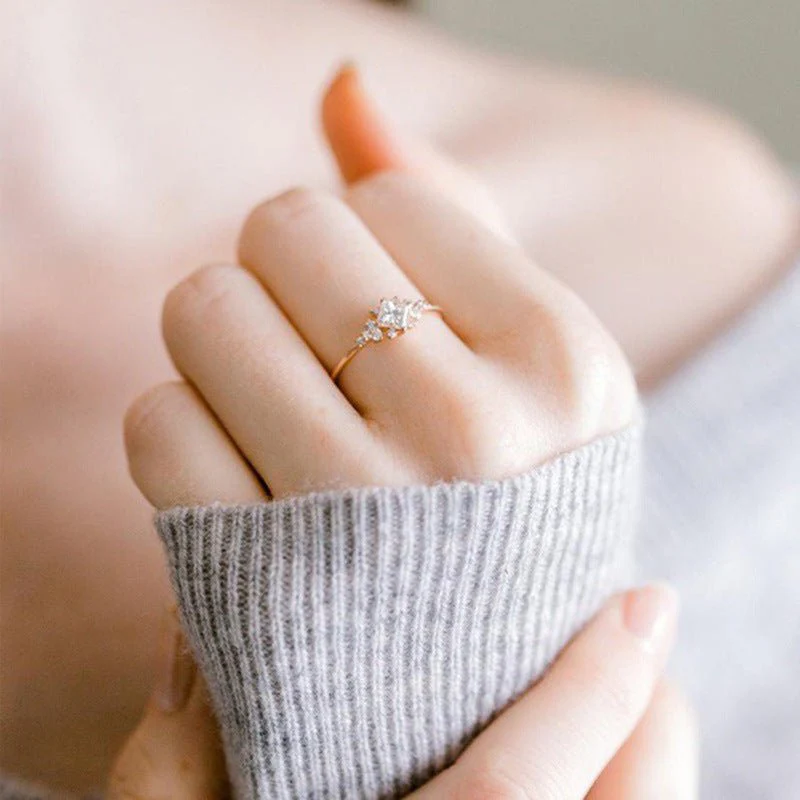 Luxurious Square Zirconia Ring(MAC196) - Image 3
