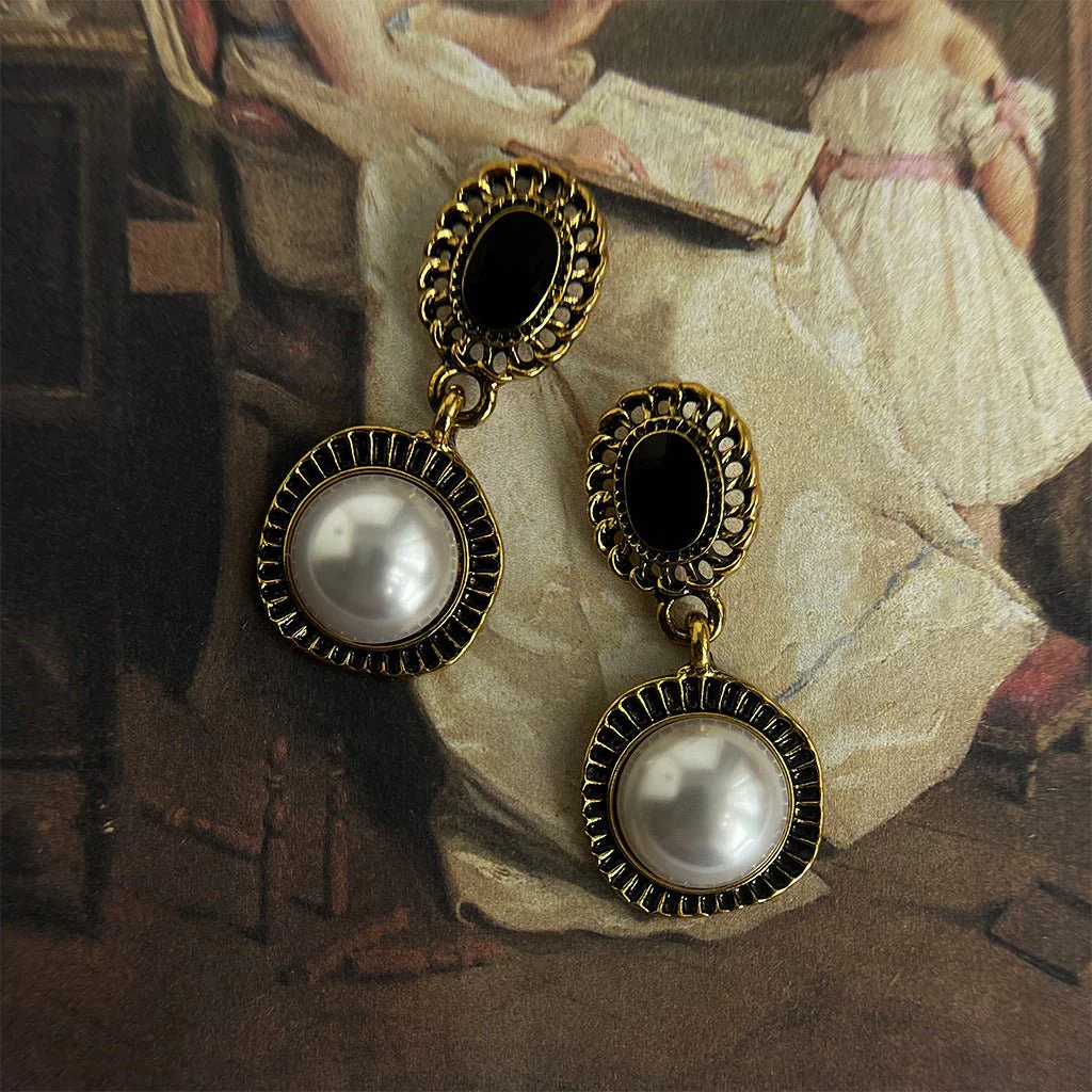 Medieval Black Gold Distressed Pearl Earrings(MAC199) - Image 3