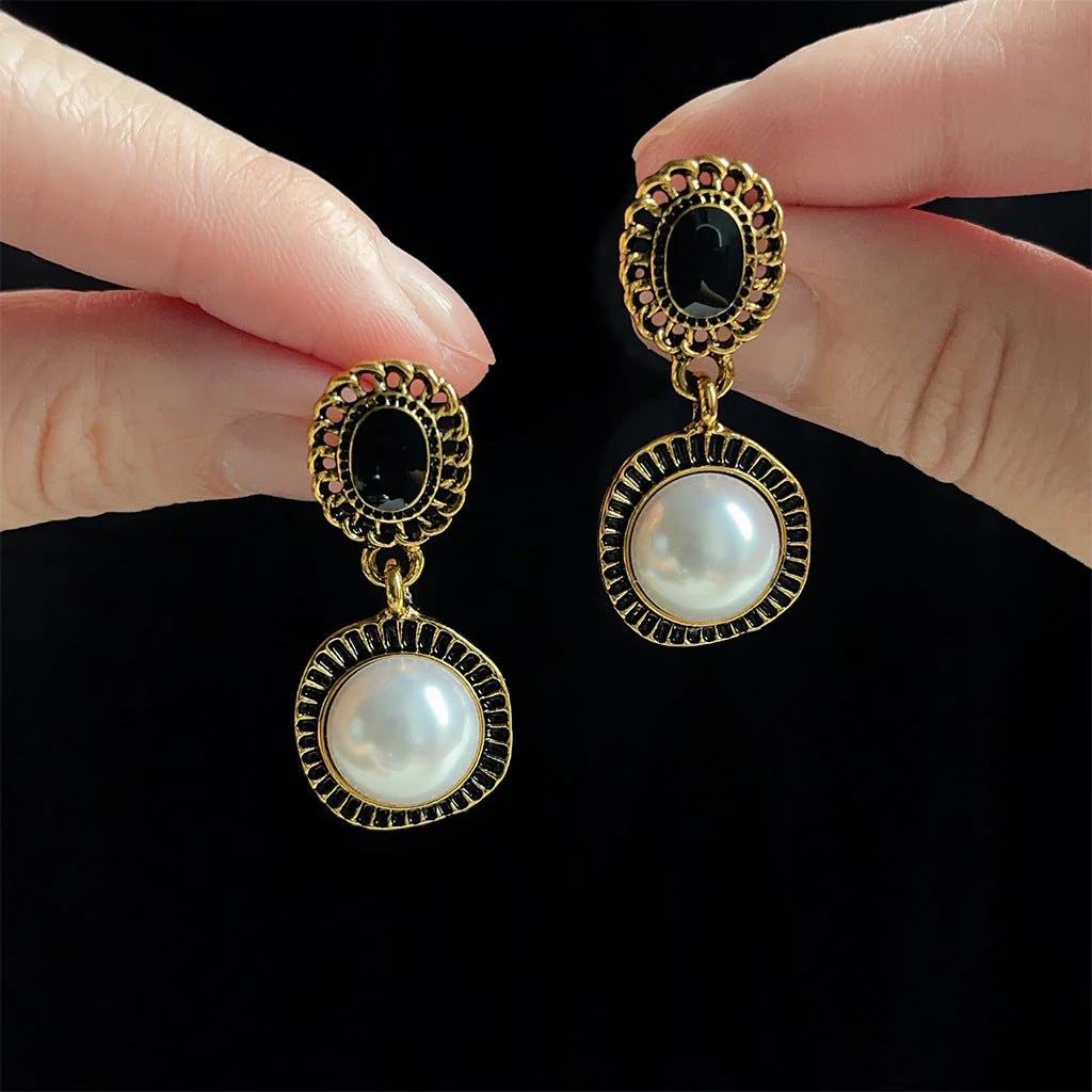 Medieval Black Gold Distressed Pearl Earrings(MAC199) - Image 4