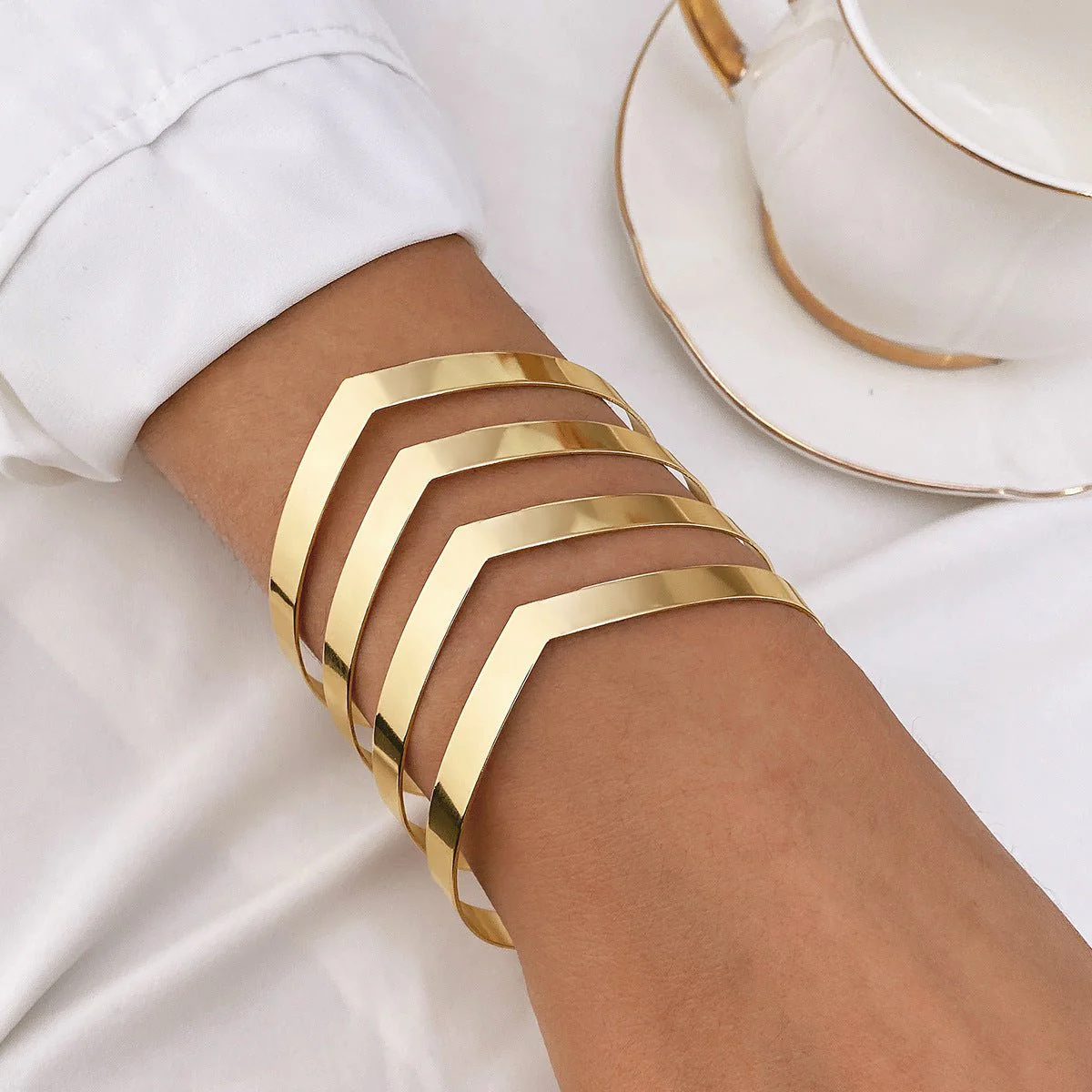 Bohemian Style Exaggerated Alloy Bracelet(MAC205) - Image 12