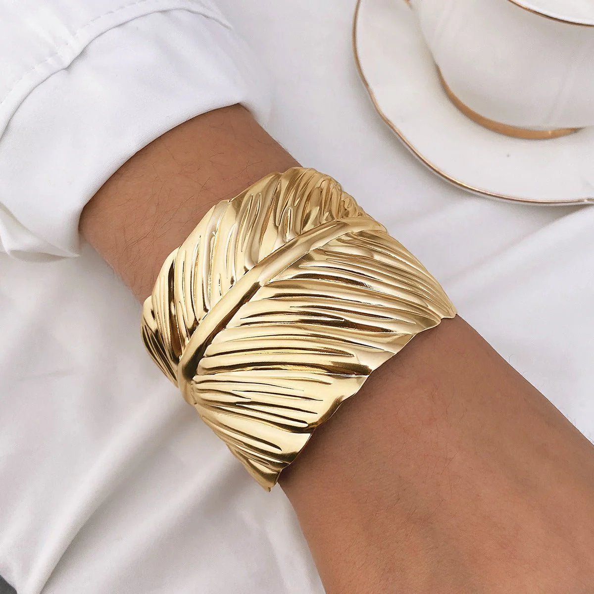 Bohemian Style Exaggerated Alloy Bracelet(MAC205) - Image 8