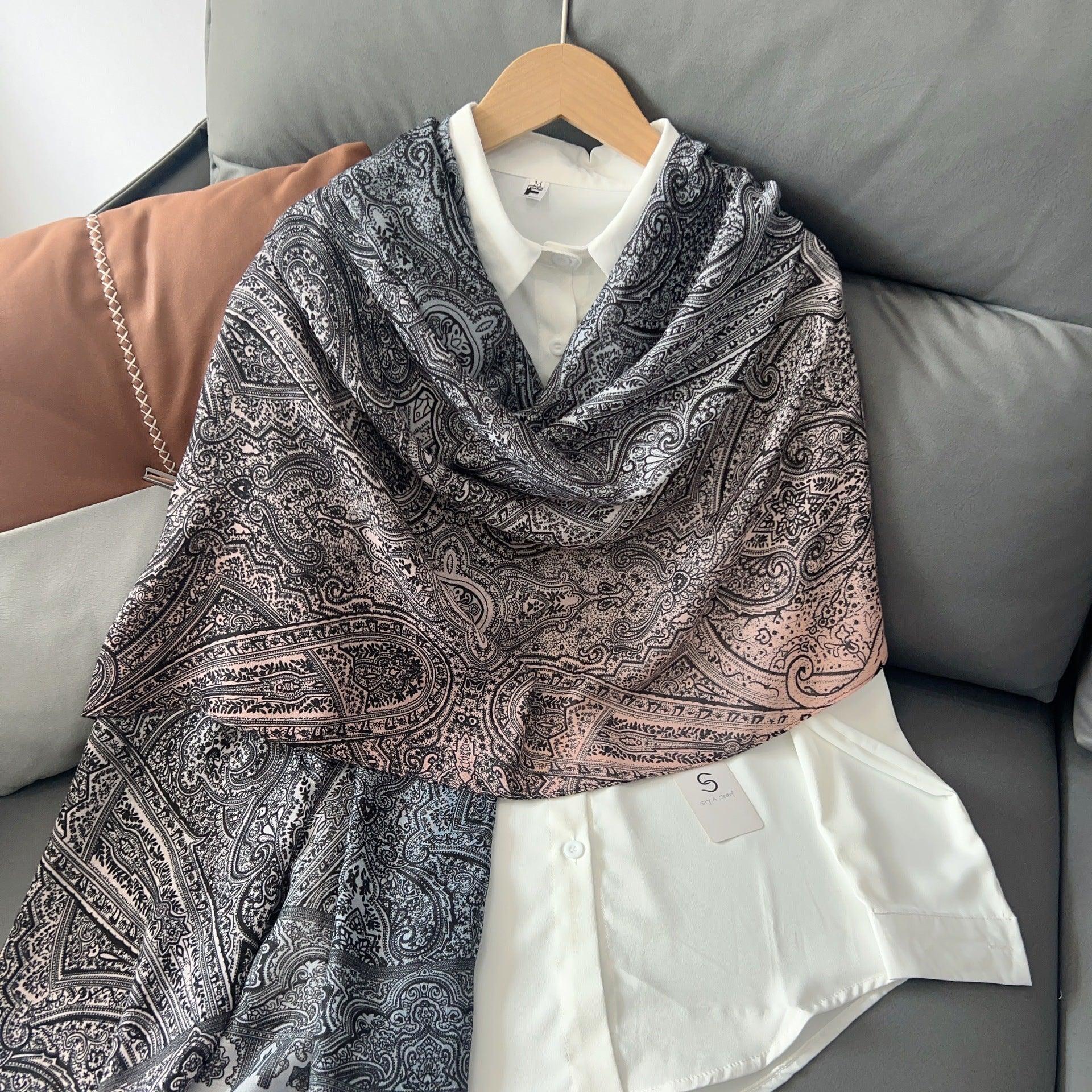 MH058 Cashew Printed Cotton And Linen Thin Hijab - Image 4