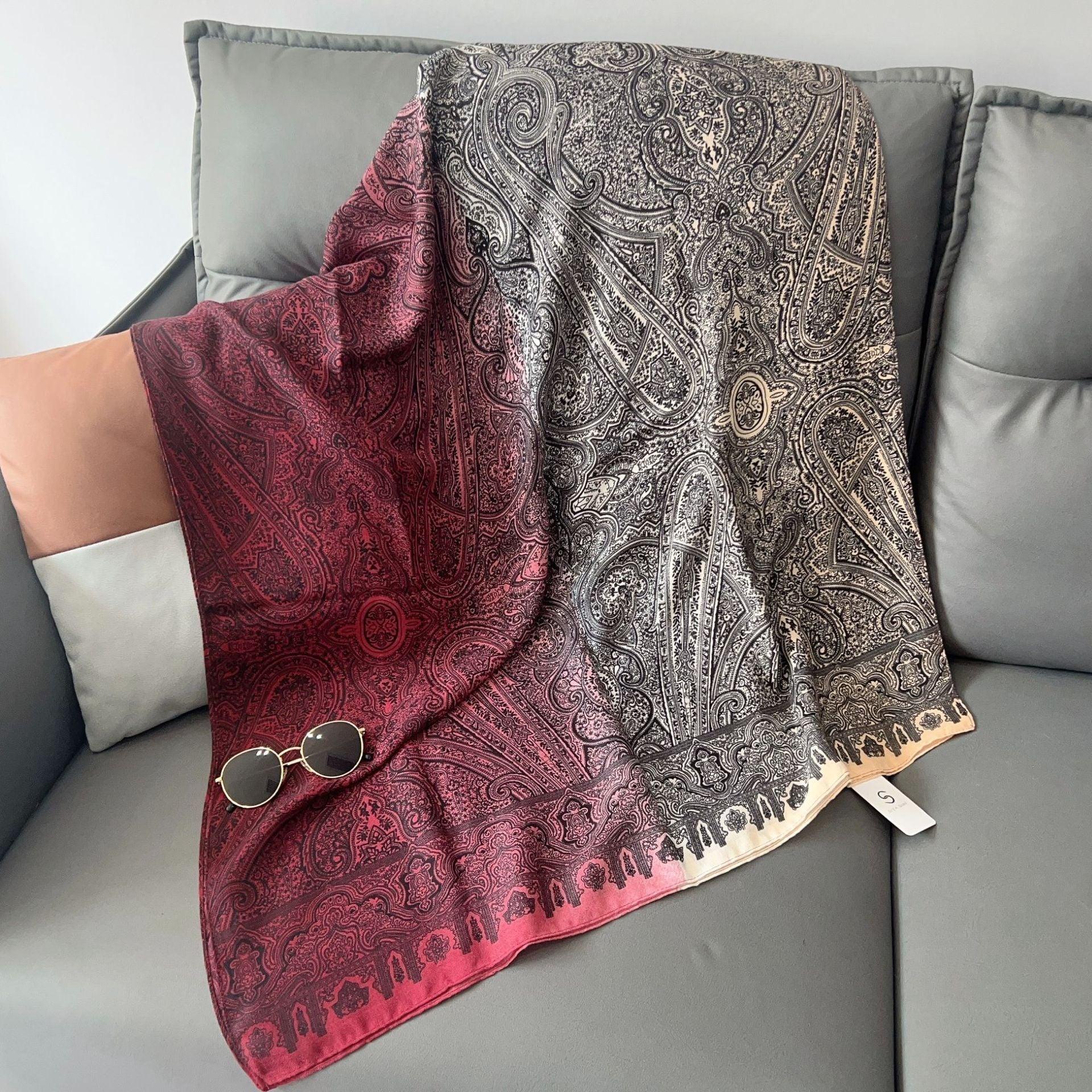MH058 Cashew Printed Cotton And Linen Thin Hijab - Image 8