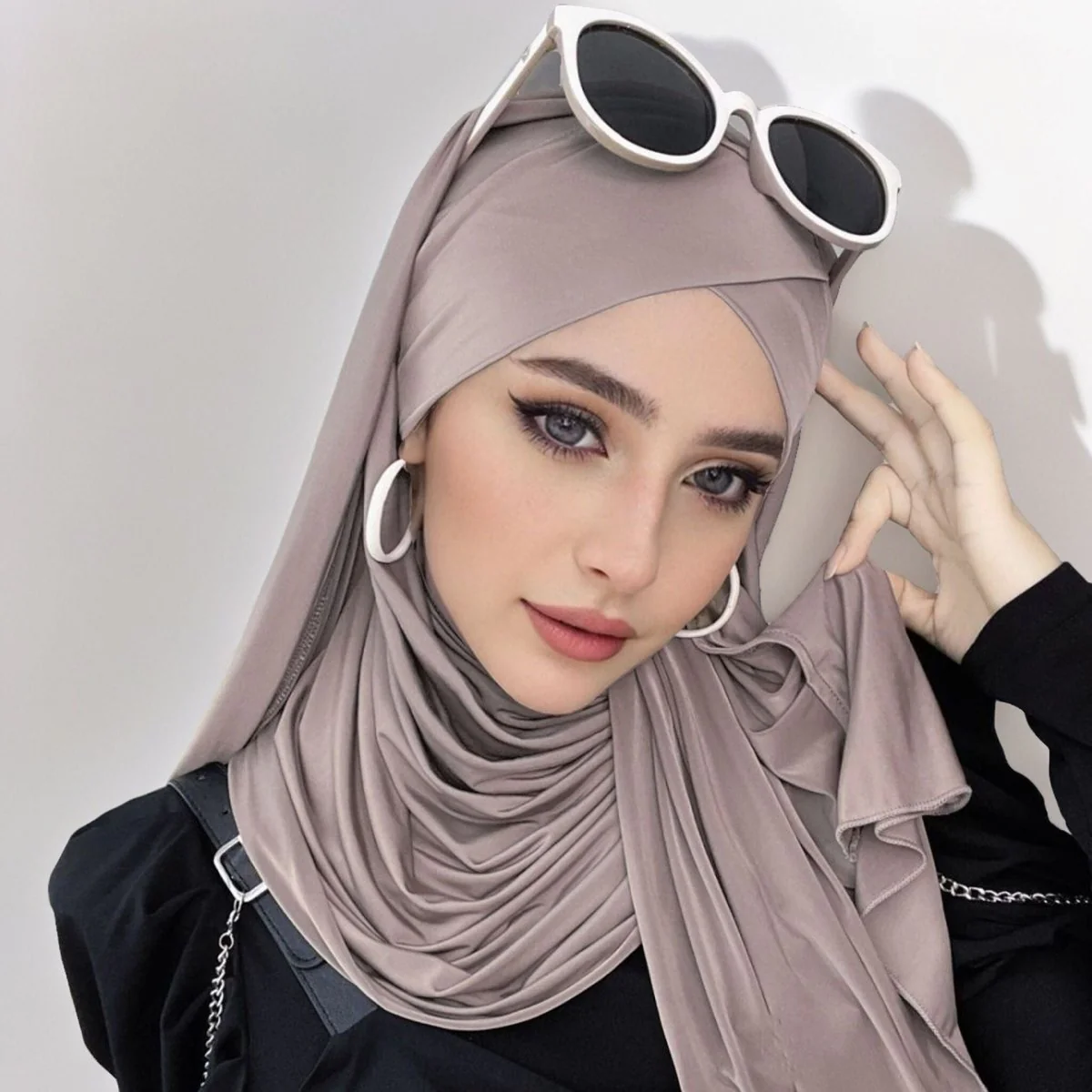 MH059 Solid Color Single Layer Cross Stretch Hijab - Image 10
