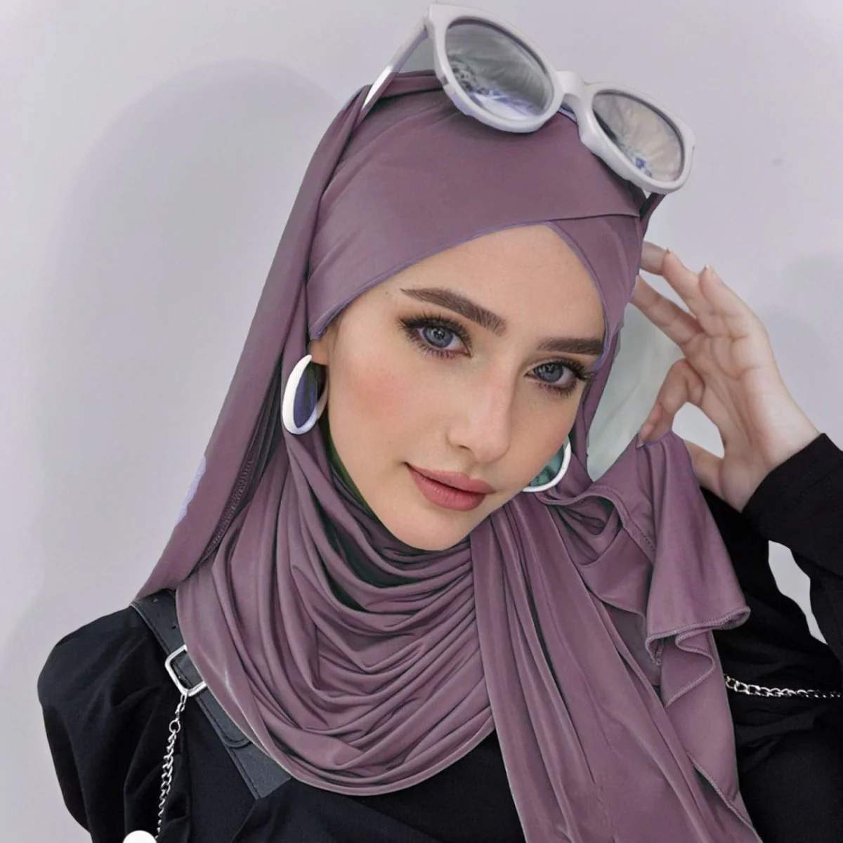 MH059 Solid Color Single Layer Cross Stretch Hijab - Image 15