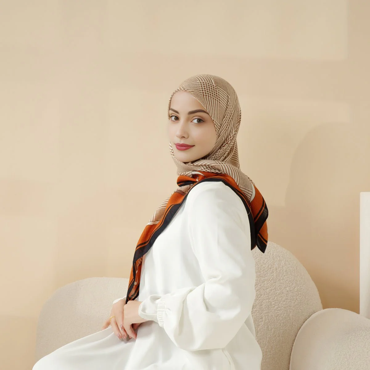MH096 Printed Cashmere Touch Square Hijab - Image 3