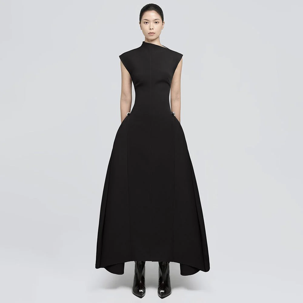 Minimalist Sleeveless Fitted Maxi Dress (MS382) - Image 3