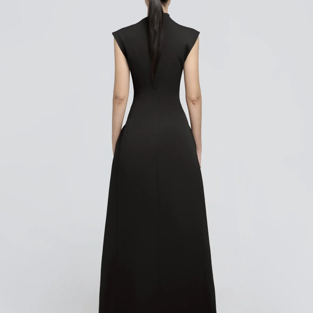 Minimalist Sleeveless Fitted Maxi Dress (MS382) - Image 5