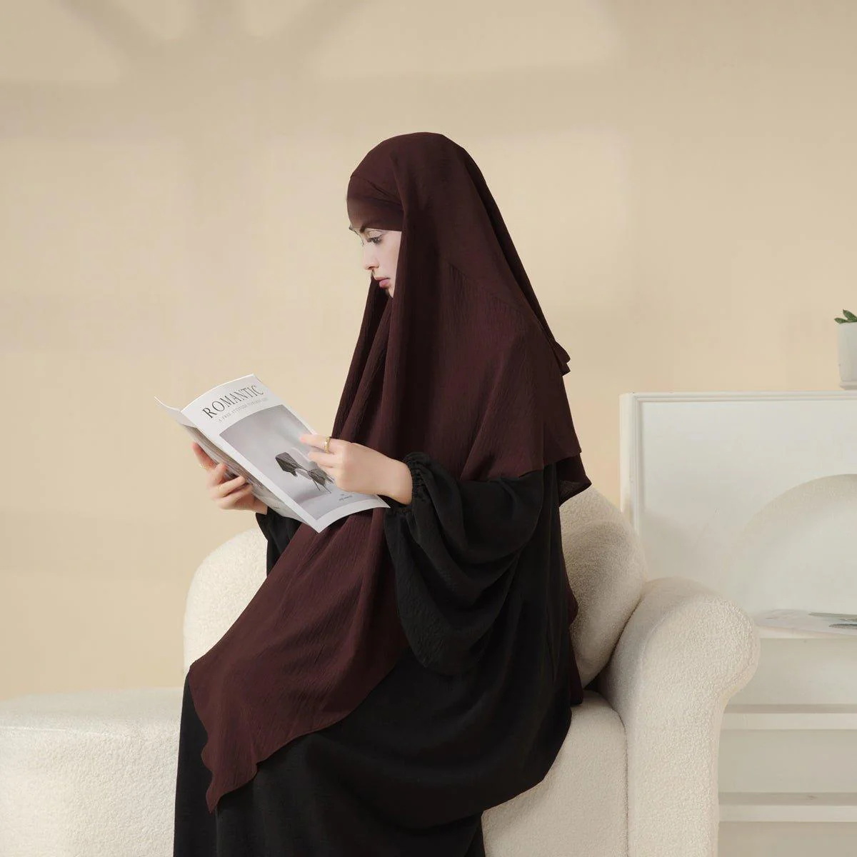 MK011  Stunning Two-Layer Crepe Khimar - Image 3