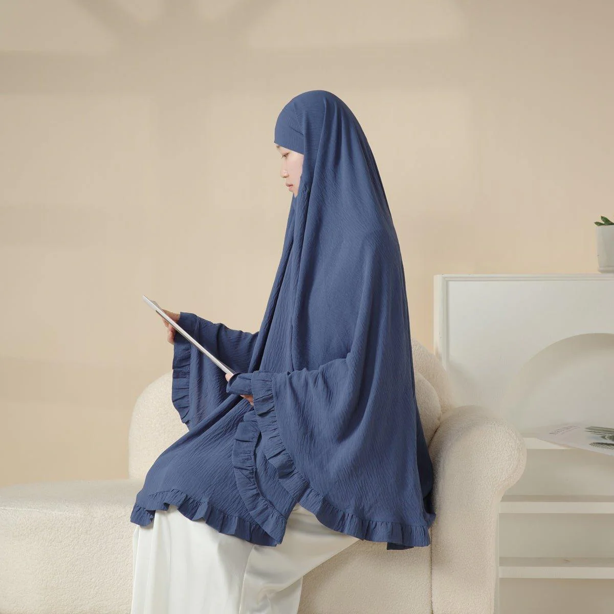 MK019 Ruffled Solid Elastic Long Shawl Khimar - Image 4