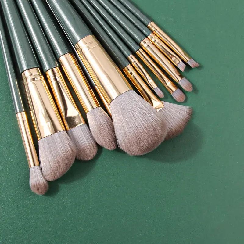 MMU033 Highend Makeup Brushes - Image 3