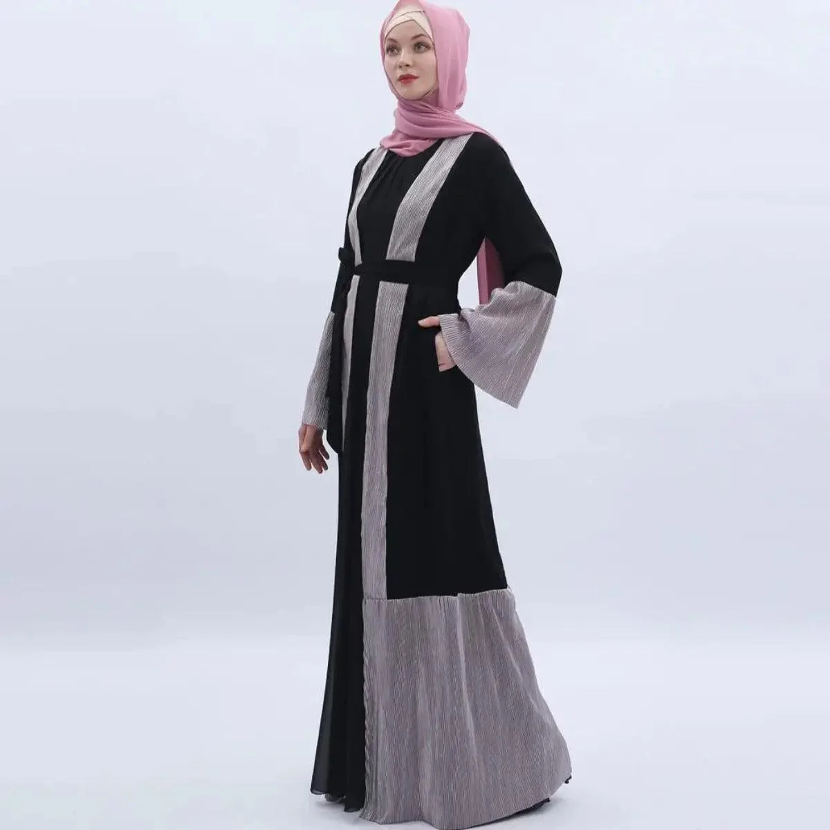 MO 001 Trumpet Sleeve Open Abaya With Pleated Design - Image 2