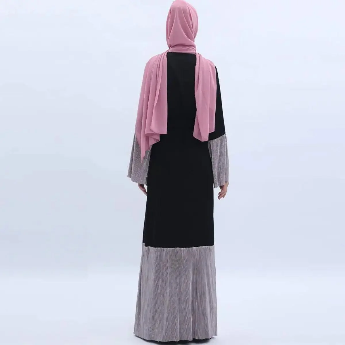 MO 001 Trumpet Sleeve Open Abaya With Pleated Design - Image 5
