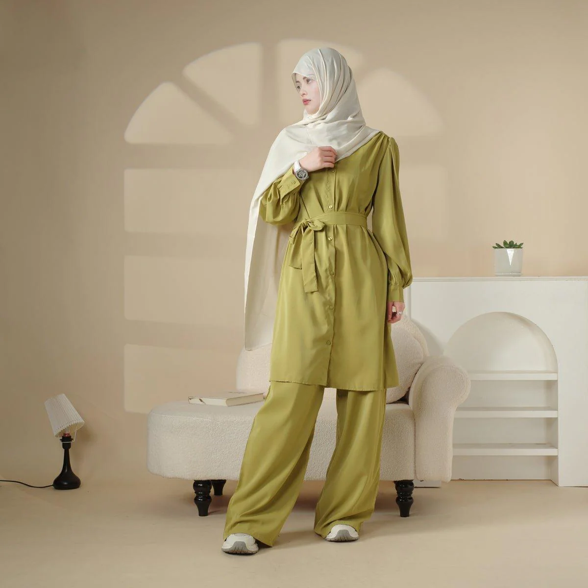 Long Sleeve Shirt and Pants Suit (MOA023) - Image 5