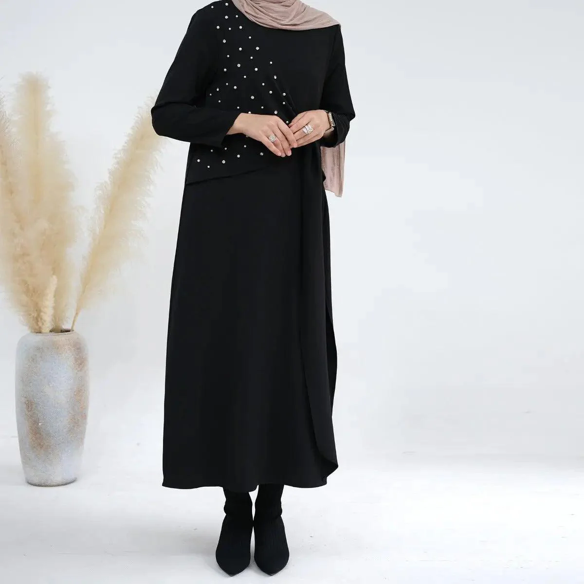 Solid Color Pearl Splice Abaya (MOA031) - Image 3
