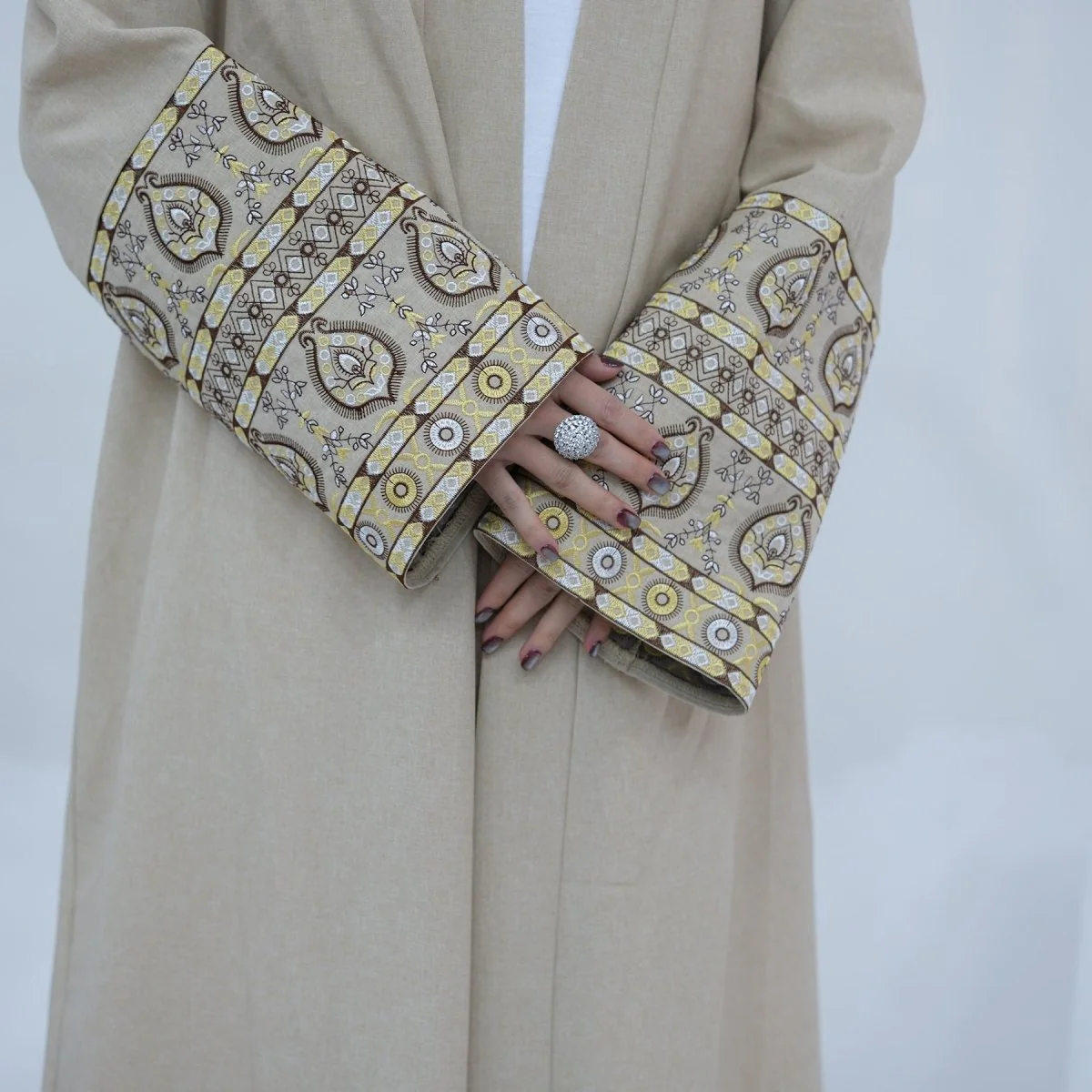 Exquisite Embroidery Set Open Abaya (MOA039) - Image 14