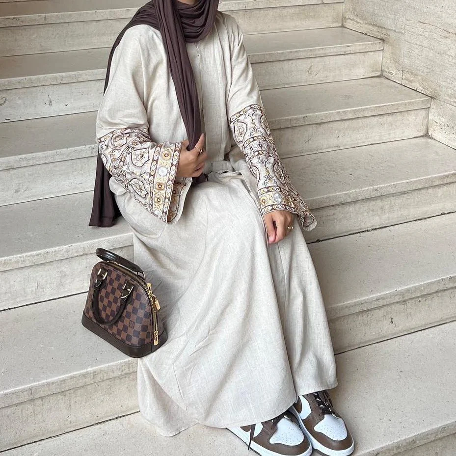 Exquisite Embroidery Set Open Abaya (MOA039) - Image 8