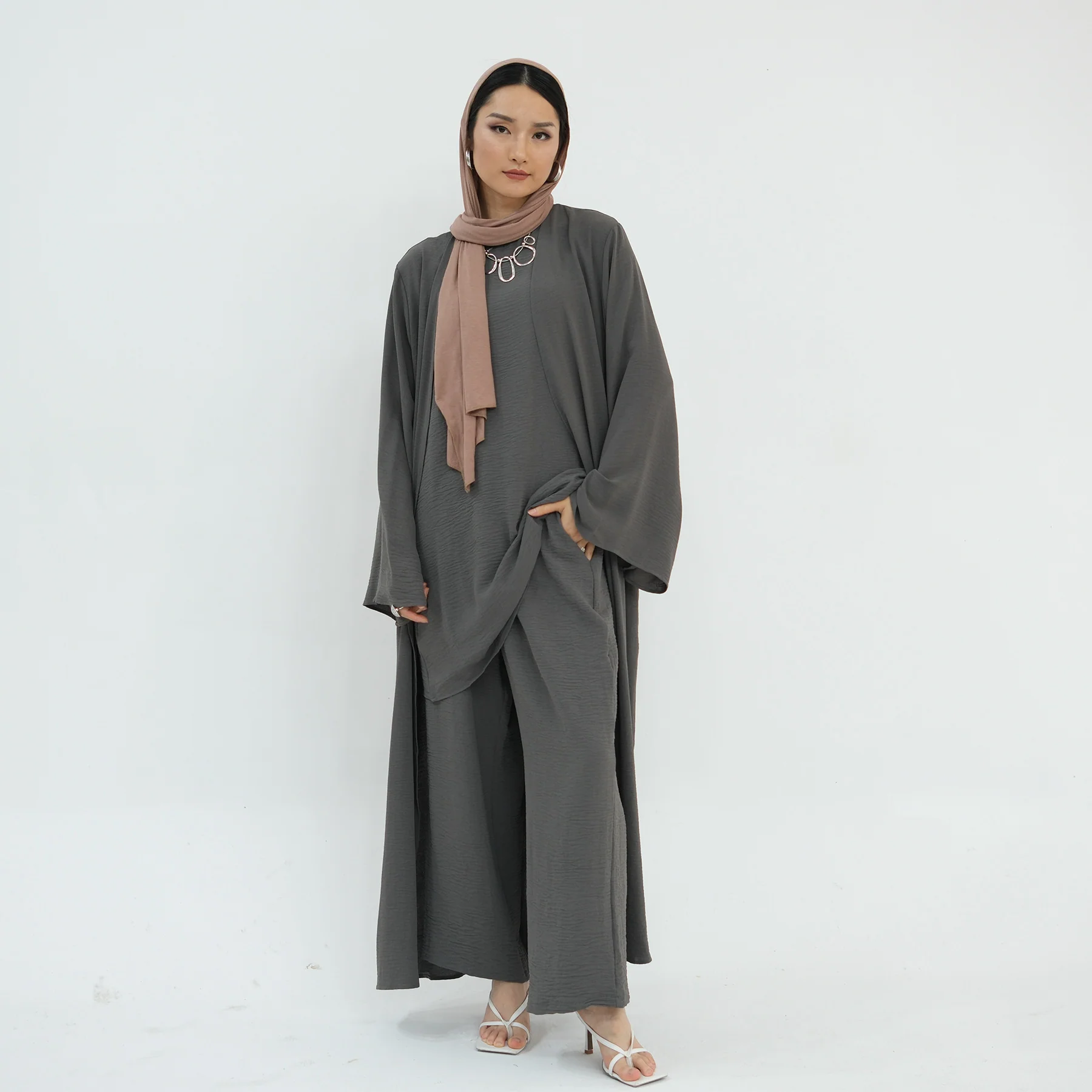 Sleeveless Top and Pants 3-Piece Set Abaya (MOA076) - Image 8