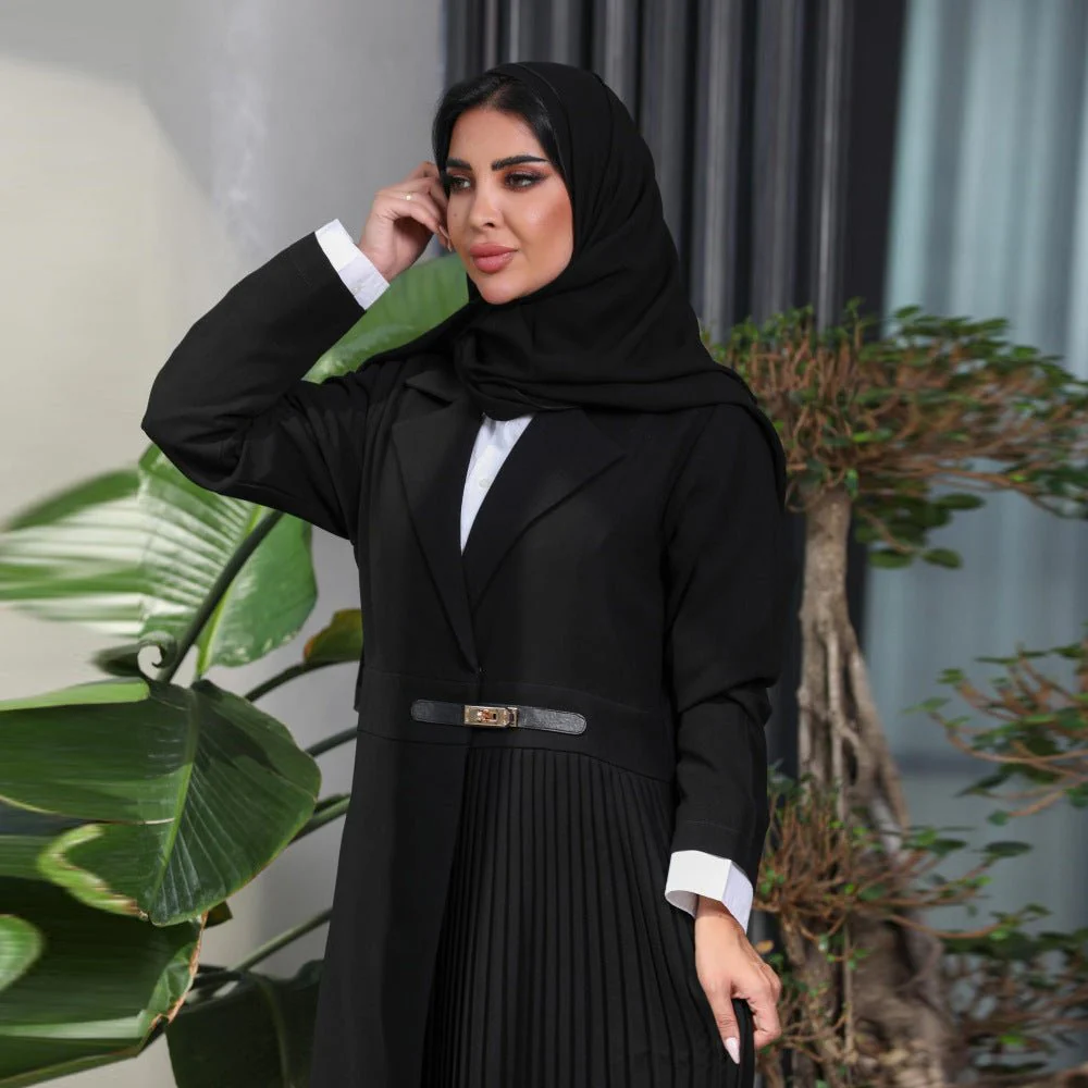 Stylish Leather Buttoned Pleated Abaya (MOA082) - Image 5