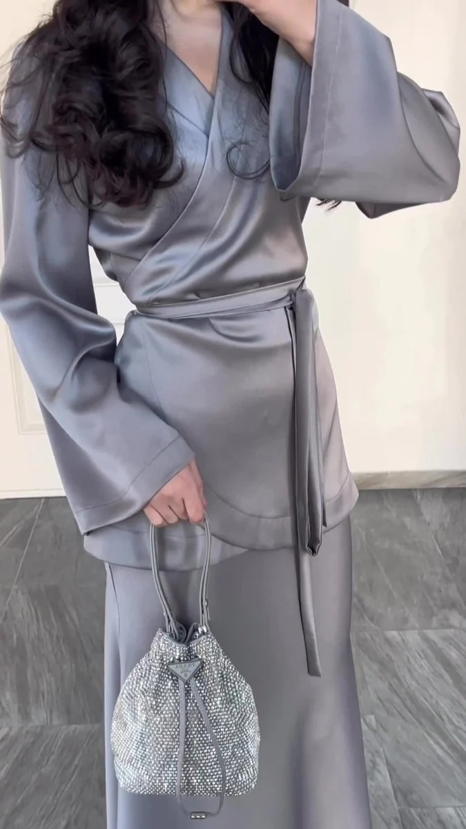 Modest Two-Piece Set Elegant Grey Satin Splicing Waist Abaya Dress Suit (MA206) - Image 6