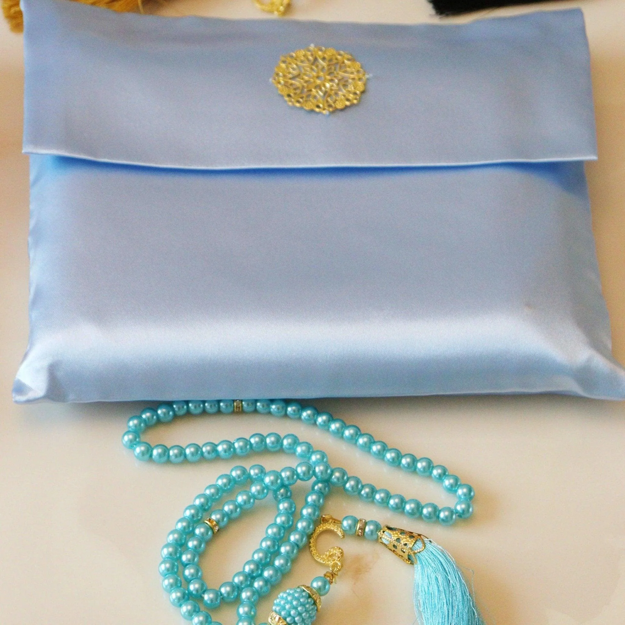 Luxury Prayer Mat and Tasbeeh Set (MR048) - Image 13