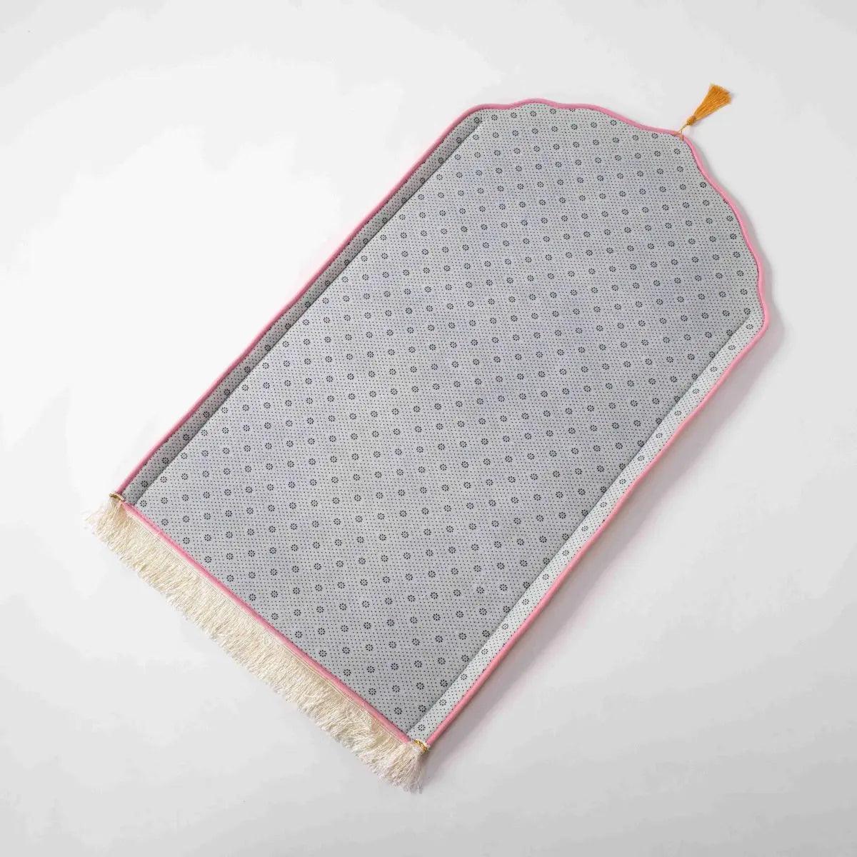 MR053 Thickened Embossed Flannel Prayer Mat - Image 12