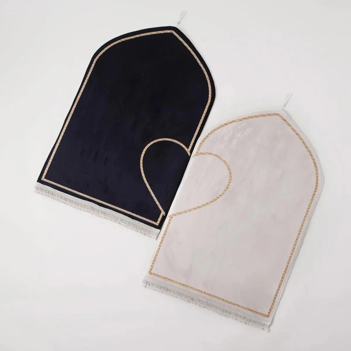 MR055 Non-Slip Embossing Flannel Interactive Heart Pattern Prayer Mat - Image 3