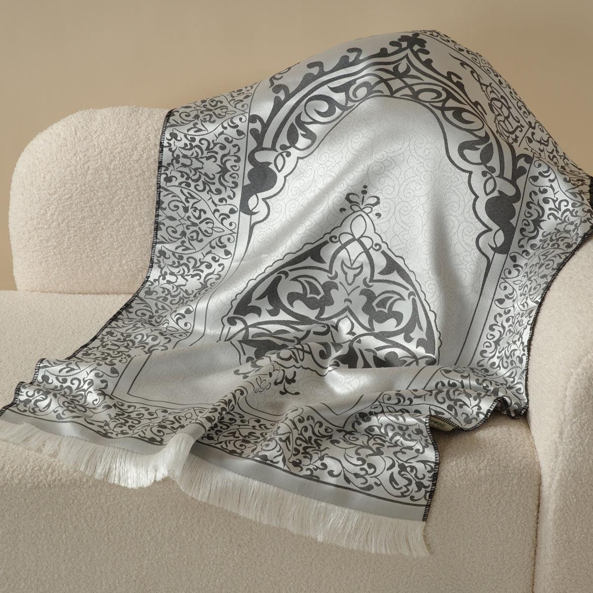 New Luxury Prayer Mat and Tasbeeh Set (MR056) - Image 7