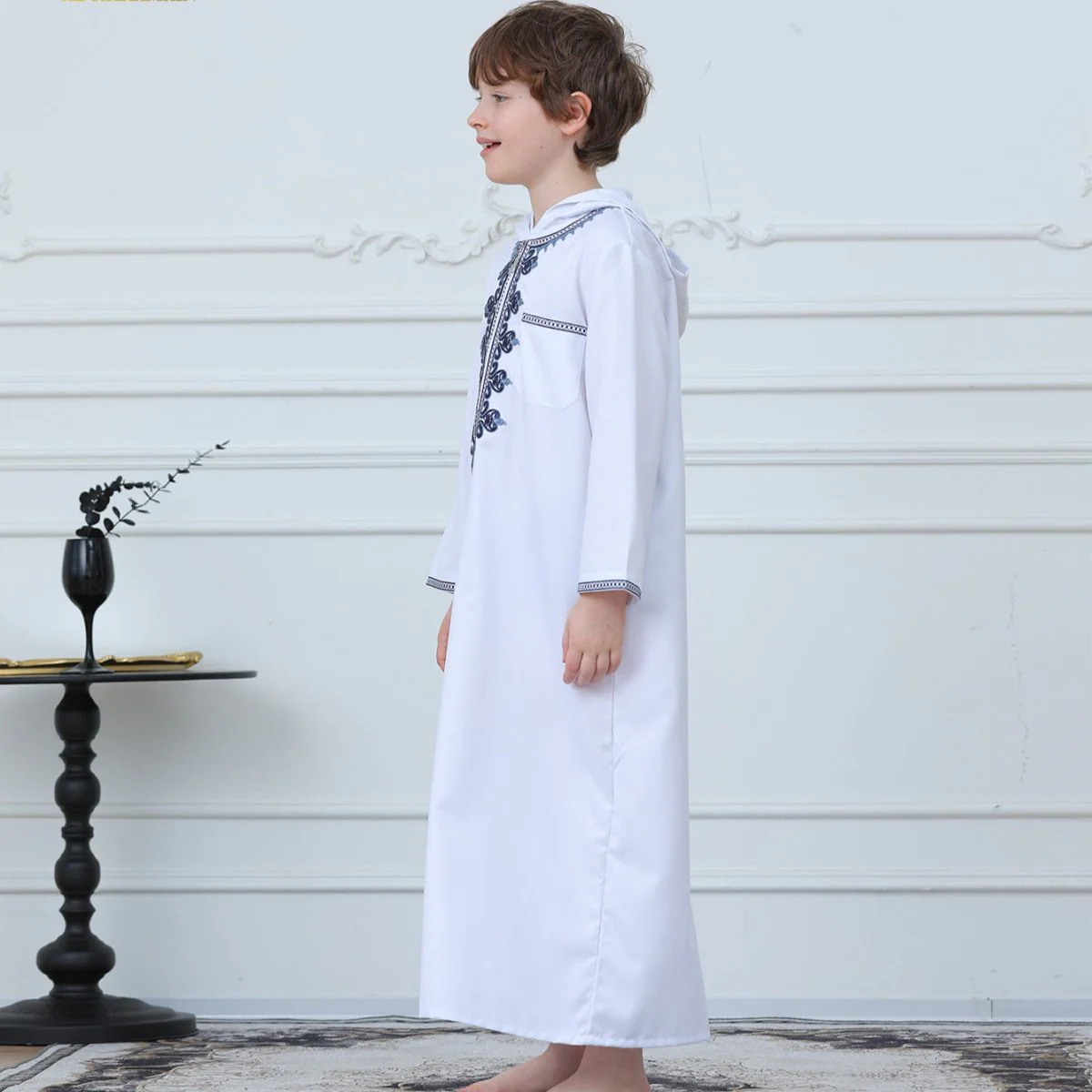 Muslim Boys Embroidered Hooded Thobe with Pockets (MKB014) - Image 2