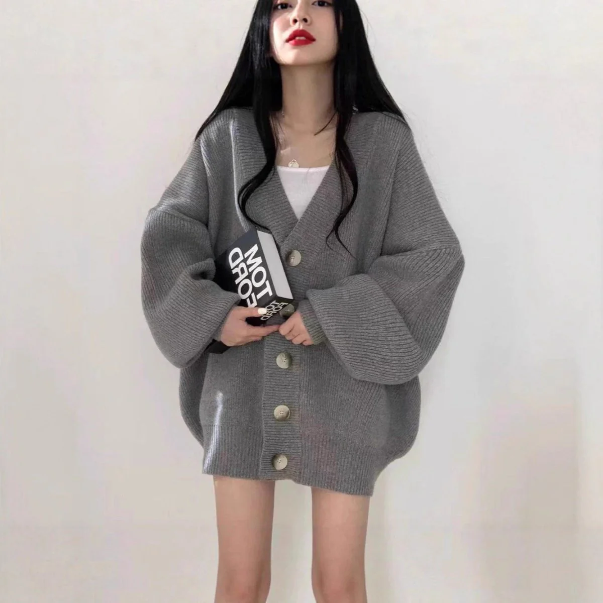 Oversized V-Neck Bubble Sleeve Cardigan(MS167) - Image 2