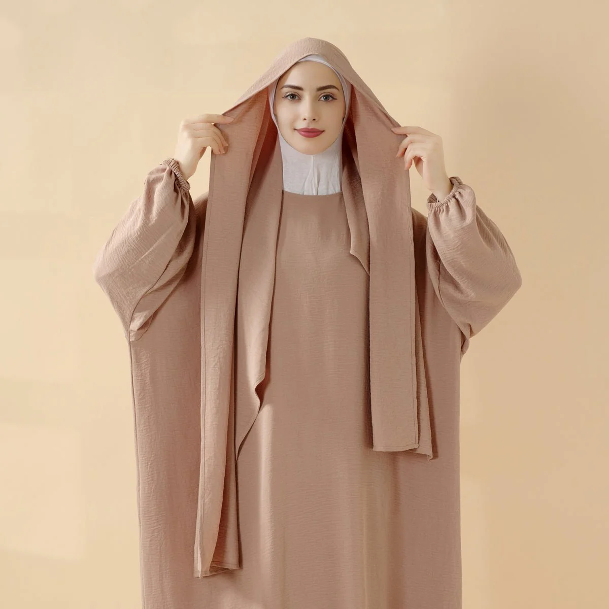 Cocoon-Cut Crepe Abaya Perfect For Umrah With One-Piece Hijab Attached (MA143) - Image 2