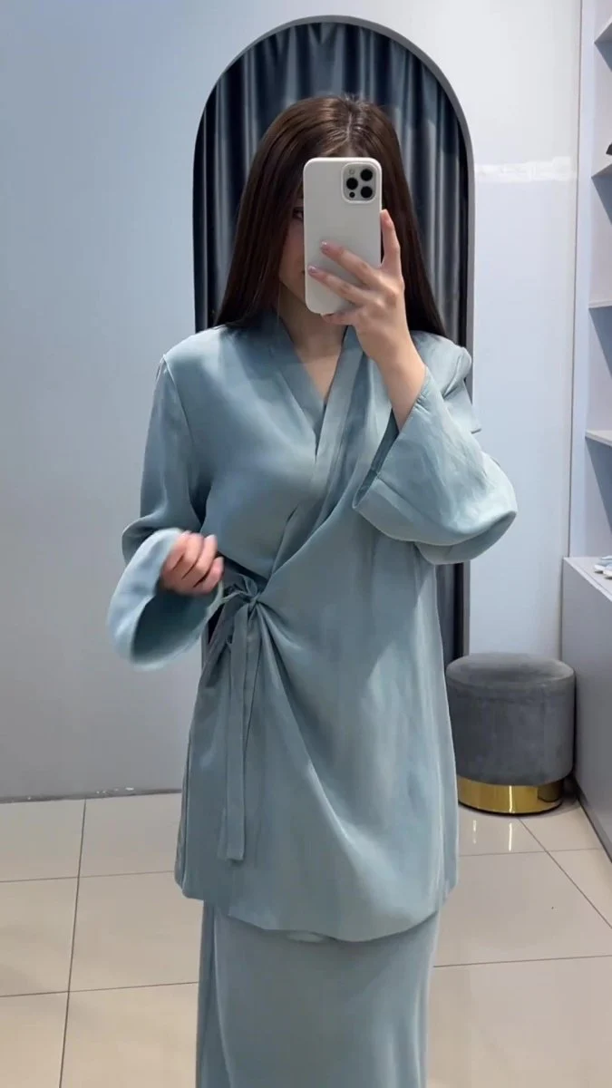 Relaxed Kimono Sleeve Sky Blue Glazed Forged Waist Pajama-Style Abaya Dress Set(MA209) - Image 12