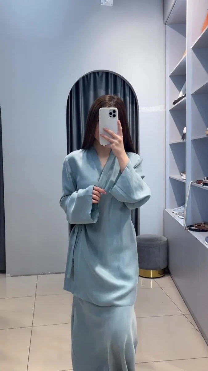 Relaxed Kimono Sleeve Sky Blue Glazed Forged Waist Pajama-Style Abaya Dress Set(MA209) - Image 8