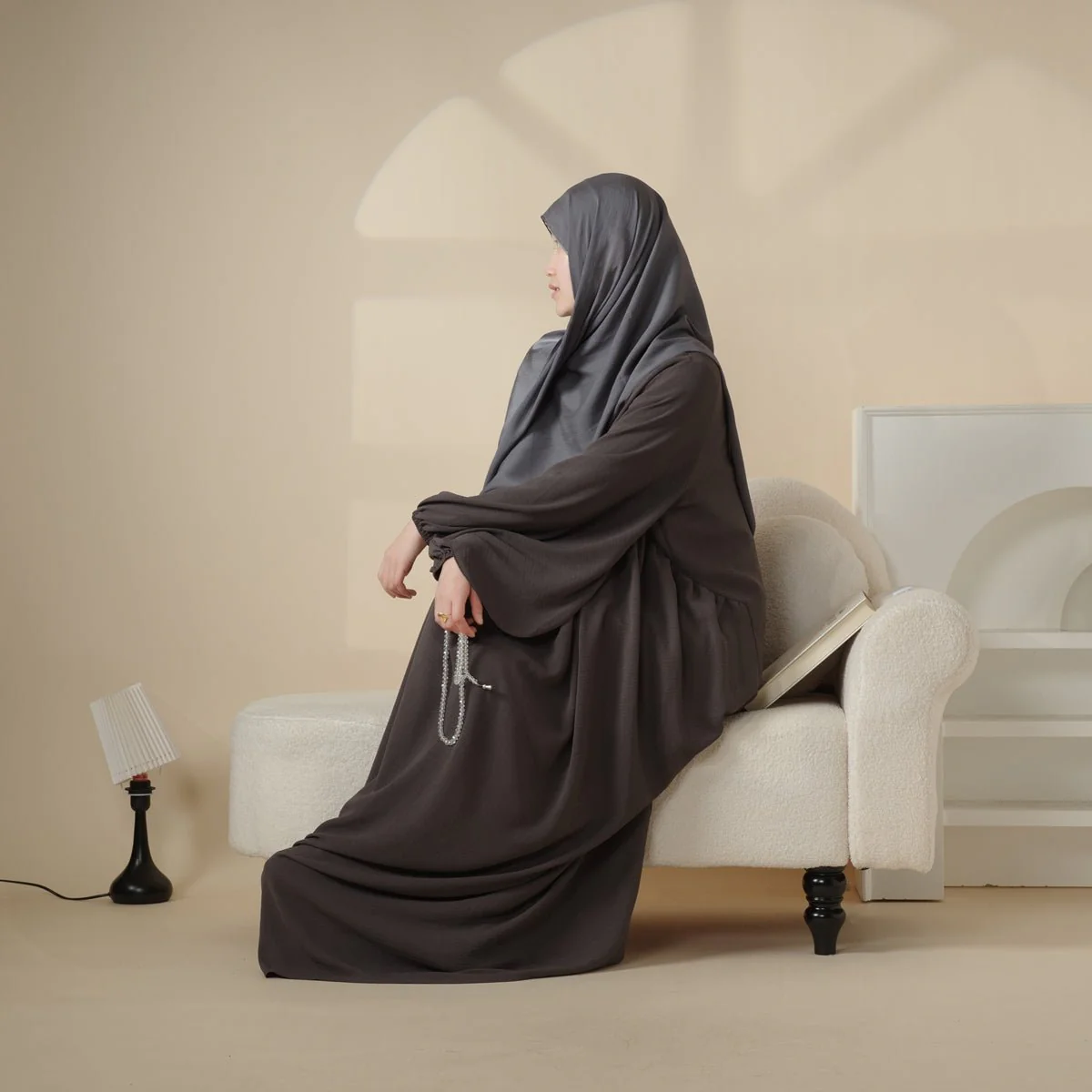 Reversible Abaya Made With Crepe Fabric (MA035) - Image 10