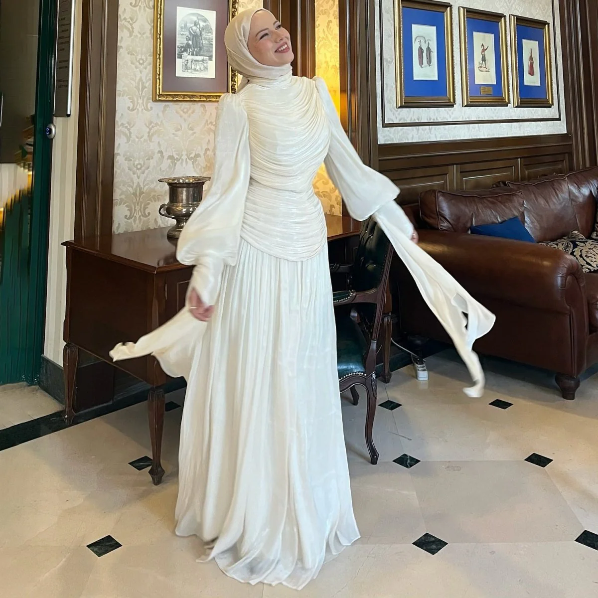 Ruched High Neck Evening Gown(MS221) - Image 3