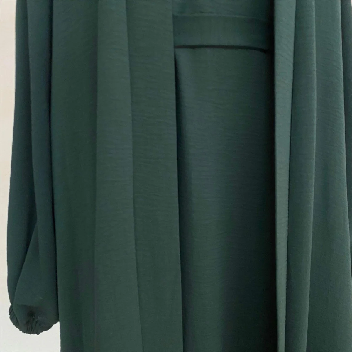 Solid Color Elegant Open Abaya with Pockets | 3-Piece Set Open Abaya (MOA092) - Image 17