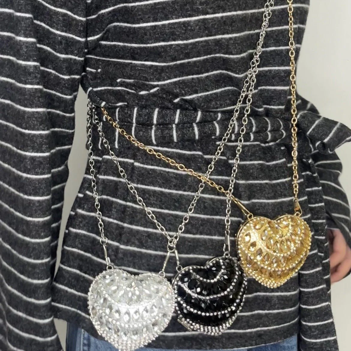 Sparkling Heart-Shaped Crossbody Bag Everyday Glam Diamond-Studded Mini Purse (MAC279) - Image 12