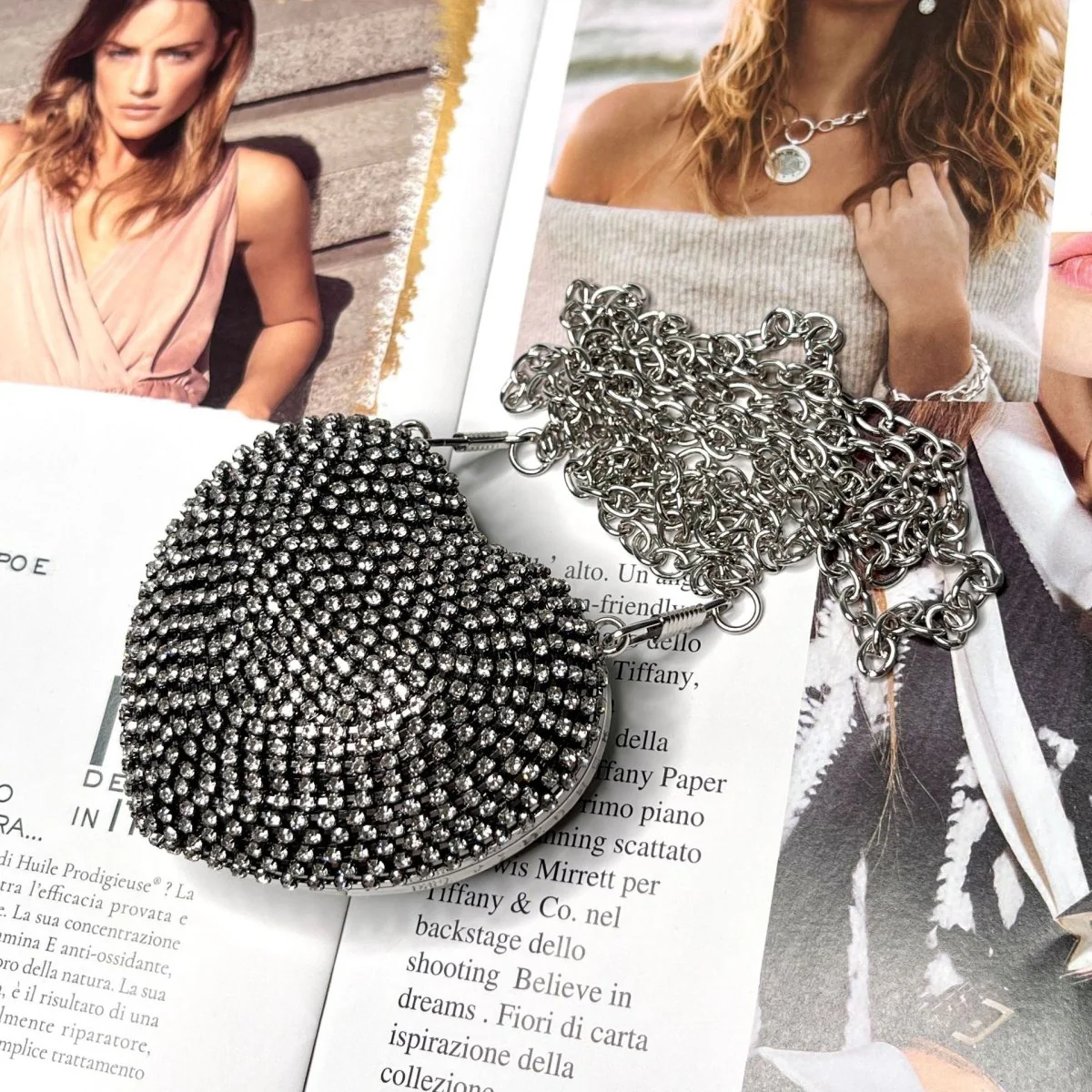 Sparkling Heart-Shaped Crossbody Bag Everyday Glam Diamond-Studded Mini Purse (MAC279) - Image 24