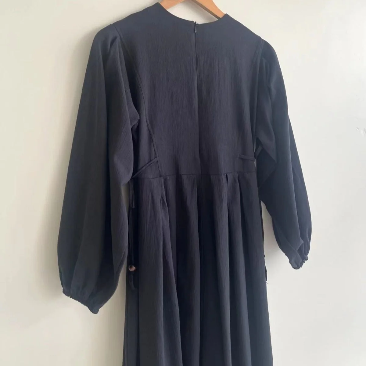 Tie-Waist Bubble Sleeve Abaya | Pleated Maxi Dress Abaya with Back Zip (MA364) - Image 10