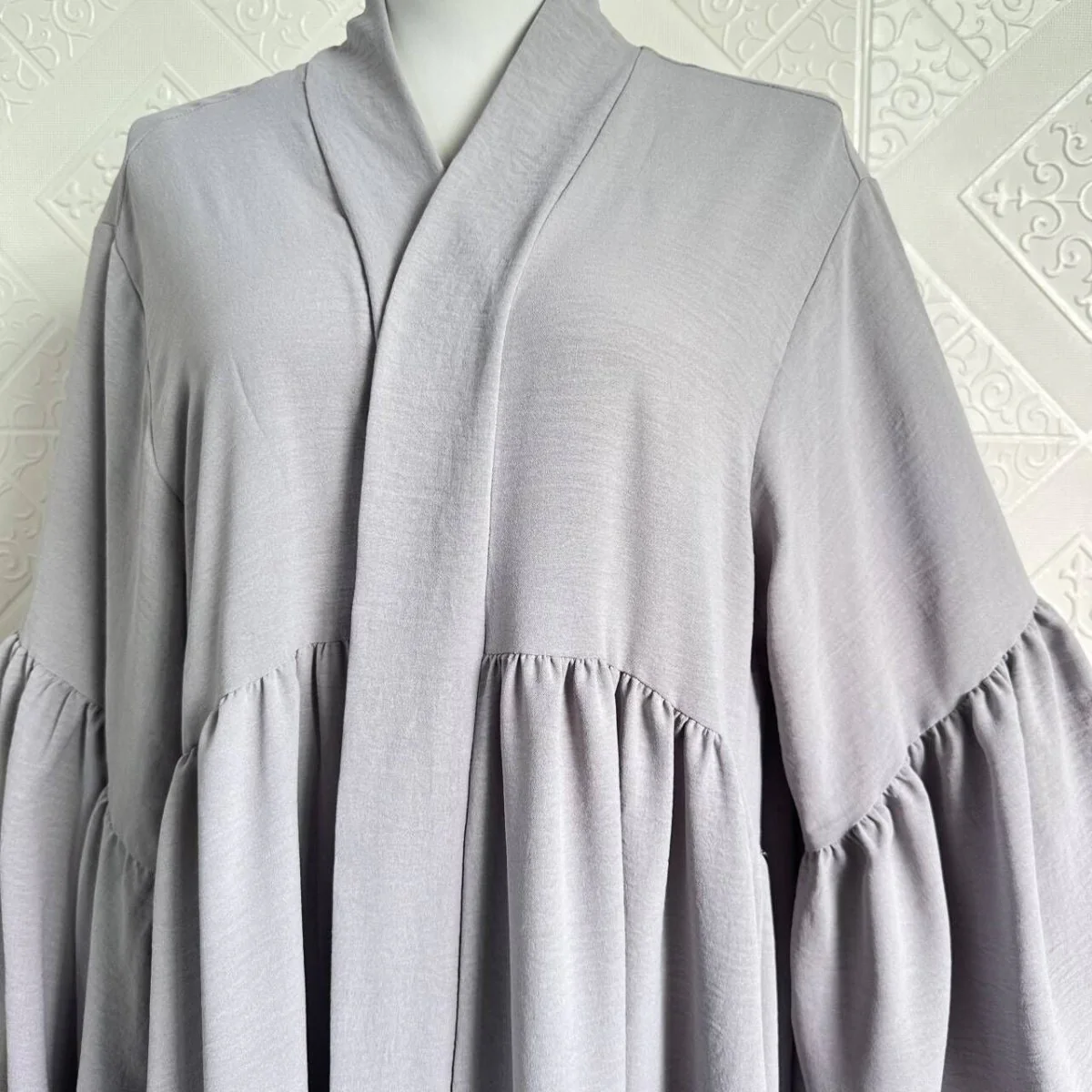 Tiered Bell Sleeve Open Abaya (MOA298) - Image 2