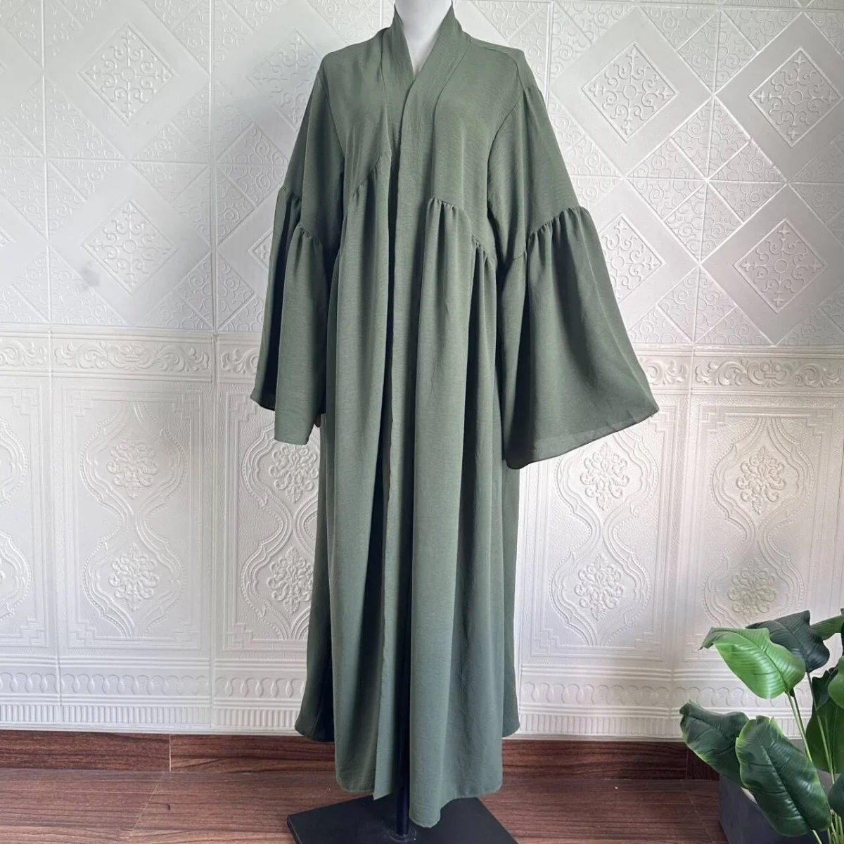 Tiered Bell Sleeve Open Abaya (MOA298) - Image 5