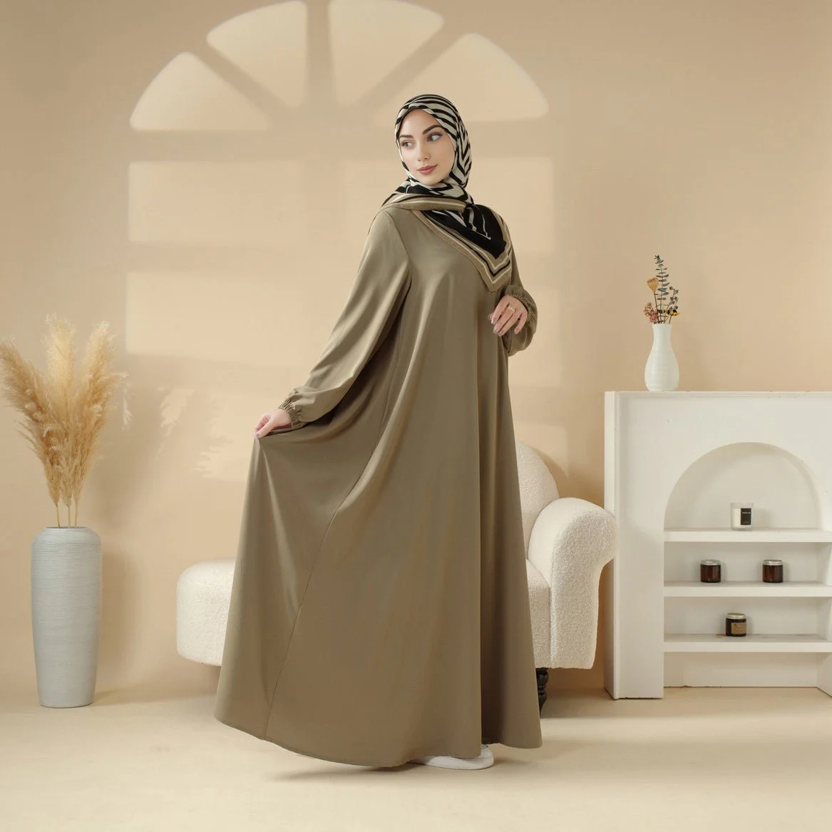Essential Premium Versatile Pockets Umbrella Cut Abaya (MA113) - Image 3