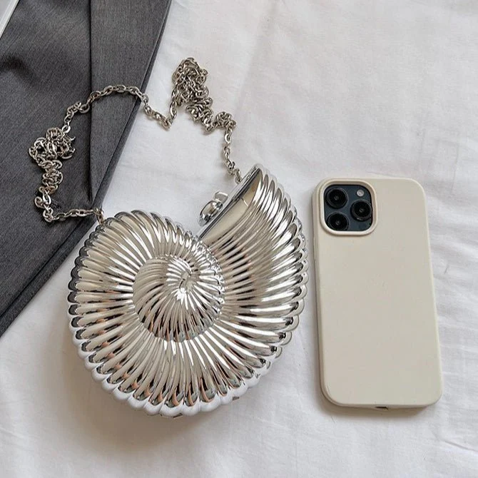 Unique Chic Conch Shell Inspired Clutch Bag (MAC311) - Image 7