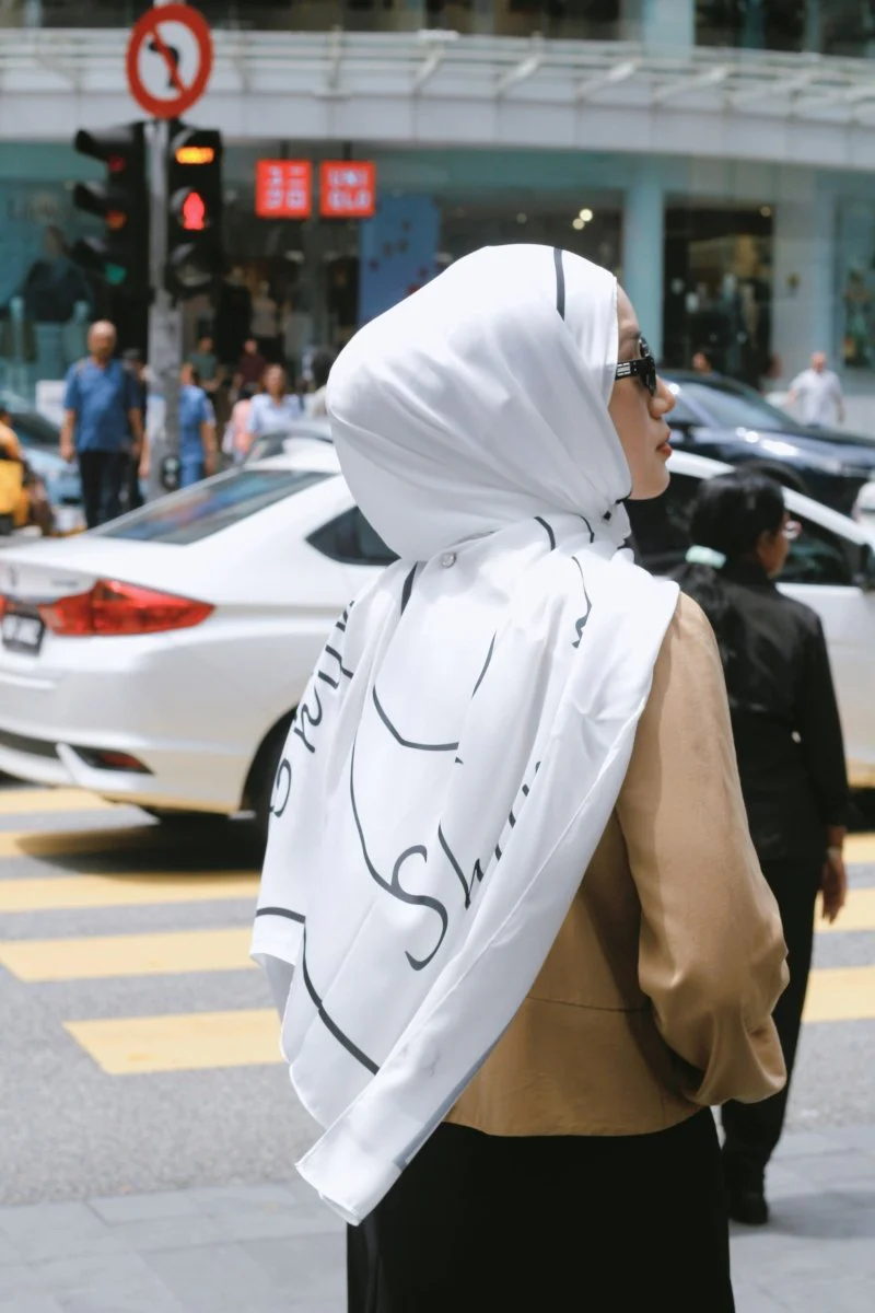 Versatile Minimalist Printed Hijab (MH090) - Image 3