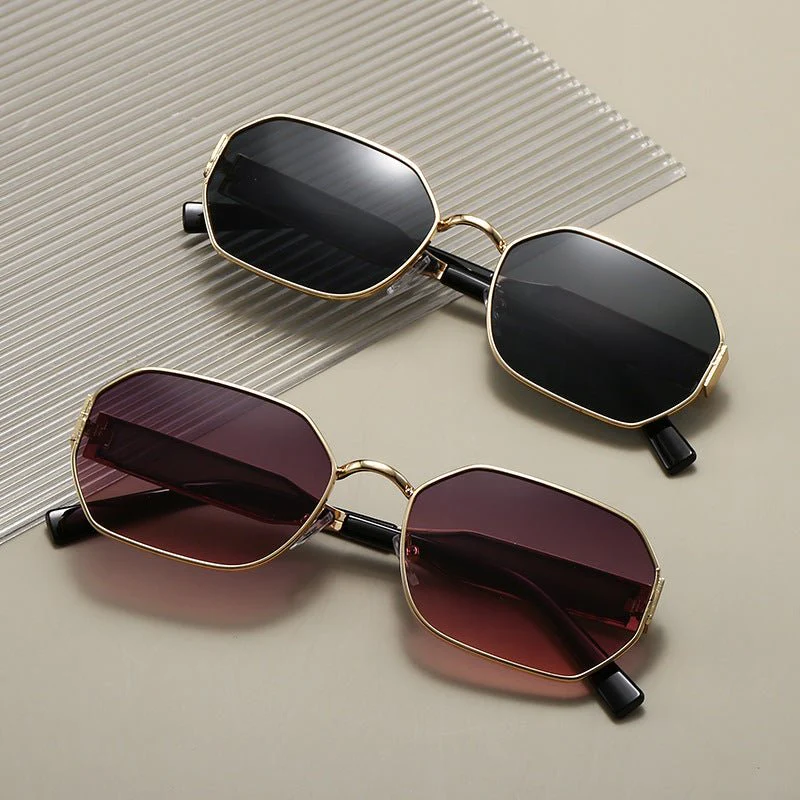 Vintage Narrow Frame Sunglasses – Retro Chic Accented Lenses for Women (MAC262) - Image 2
