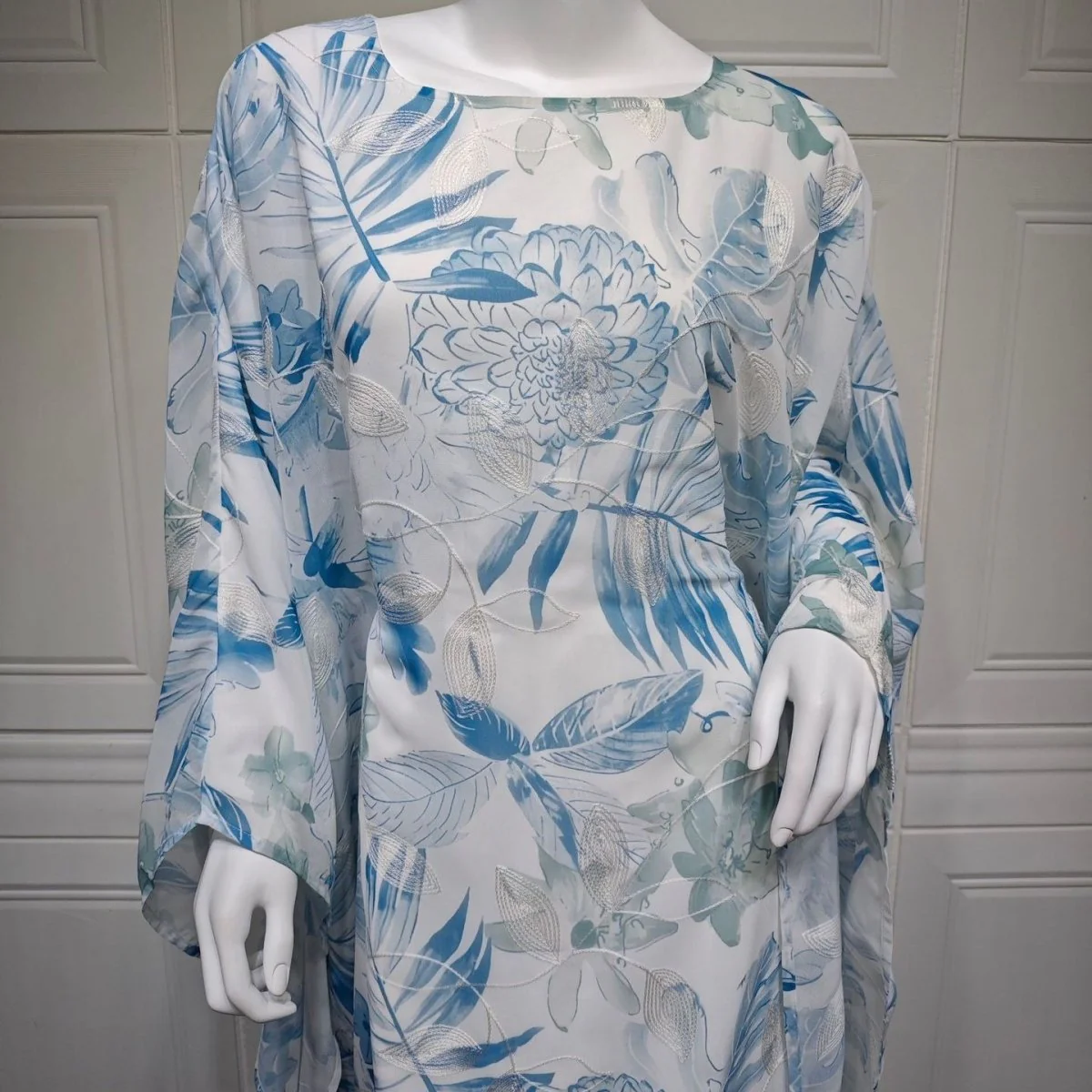 Watercolor Floral Kaftan Abaya | Batwing Sleeve Pullover Abaya (MA371) - Image 10