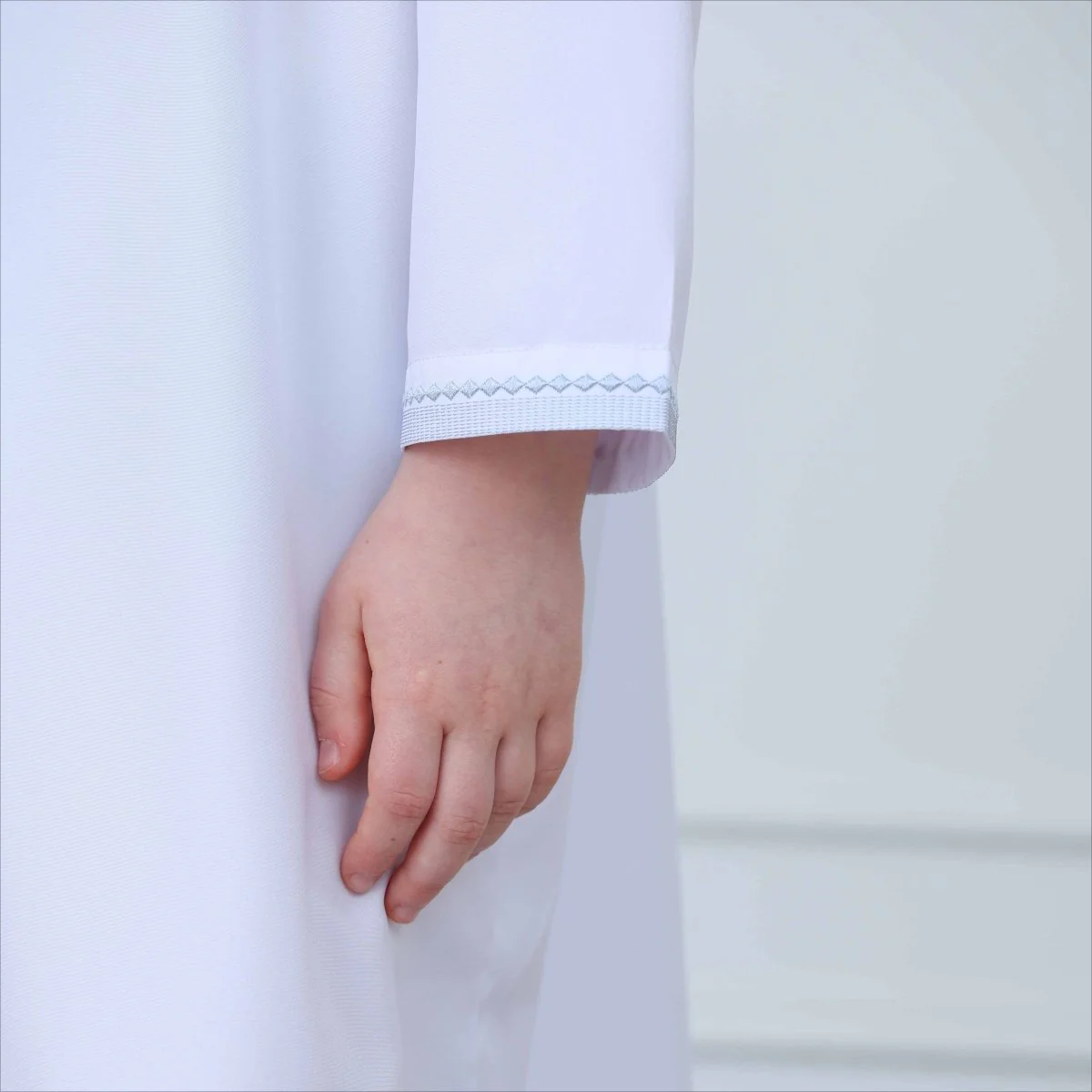 White Kaftan Thobe with Contrast Stitching(MKB025) - Image 5